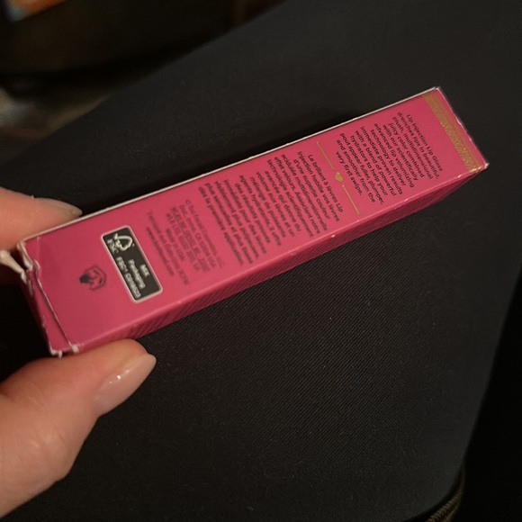 TOO FACED Lip Injection Power Plumping Hydrating Lip Gloss -PEOPLE PLEASER. - Picture 8 of 10
